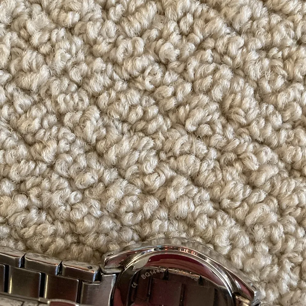 Fossil Stainless Steel Watch Silver Women’s Chain Link Style Jewel Encrusted - Image 6