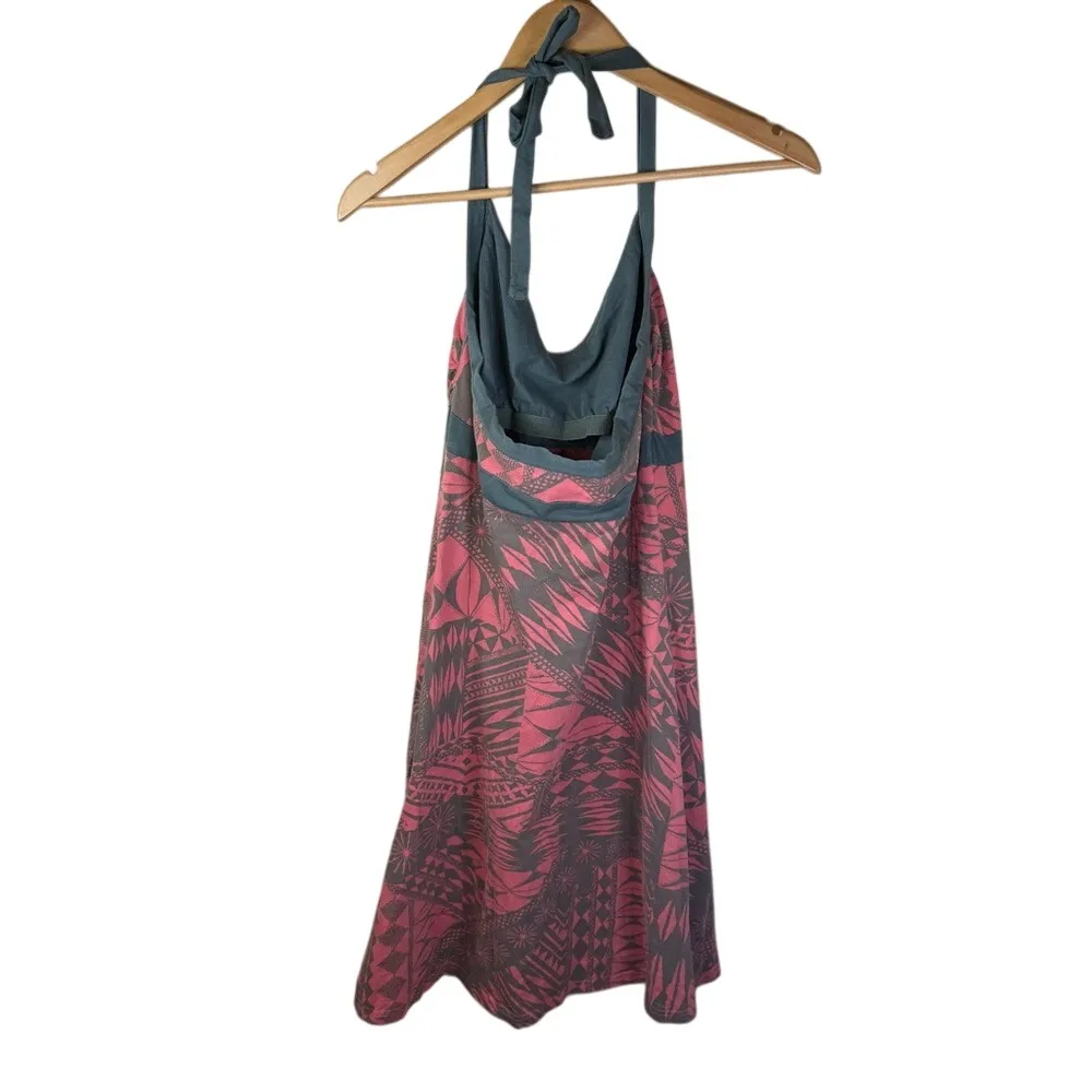 Patagonia Halter Tribal Shelf Bra‎ Size Medium Vibrant Activewear Outdoor Hiking - Image 9