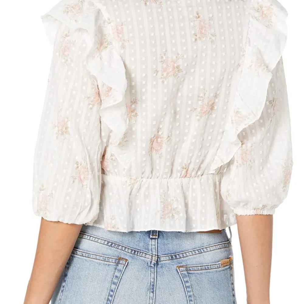 Premium BCBG Ruffle Sleeve Surplice Top 3/4 sleeves ,size M - Image 7