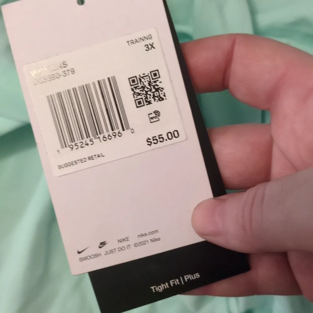 Nike yoga dri for aqua blue tank top size 3X - Image 5
