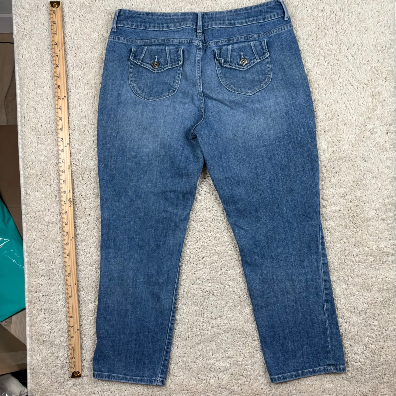 Simply Vera Vera Wang Womens Size 12 Blue Wash Straight Leg Cropped Jeans - Image 10