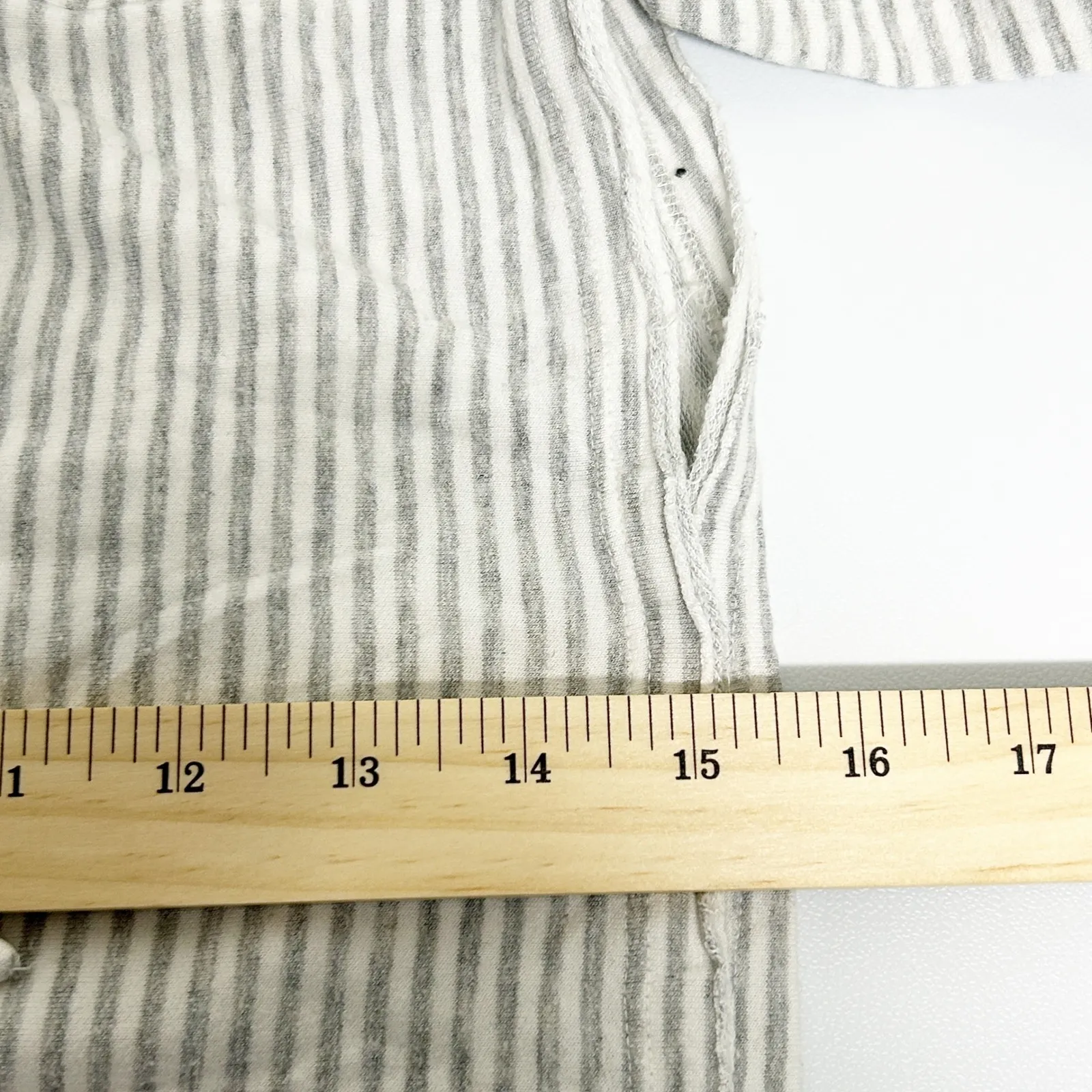 Beach Bunny Womens Lounge Cameron Striped Cropped Hoodie Size S Gray White - Image 9