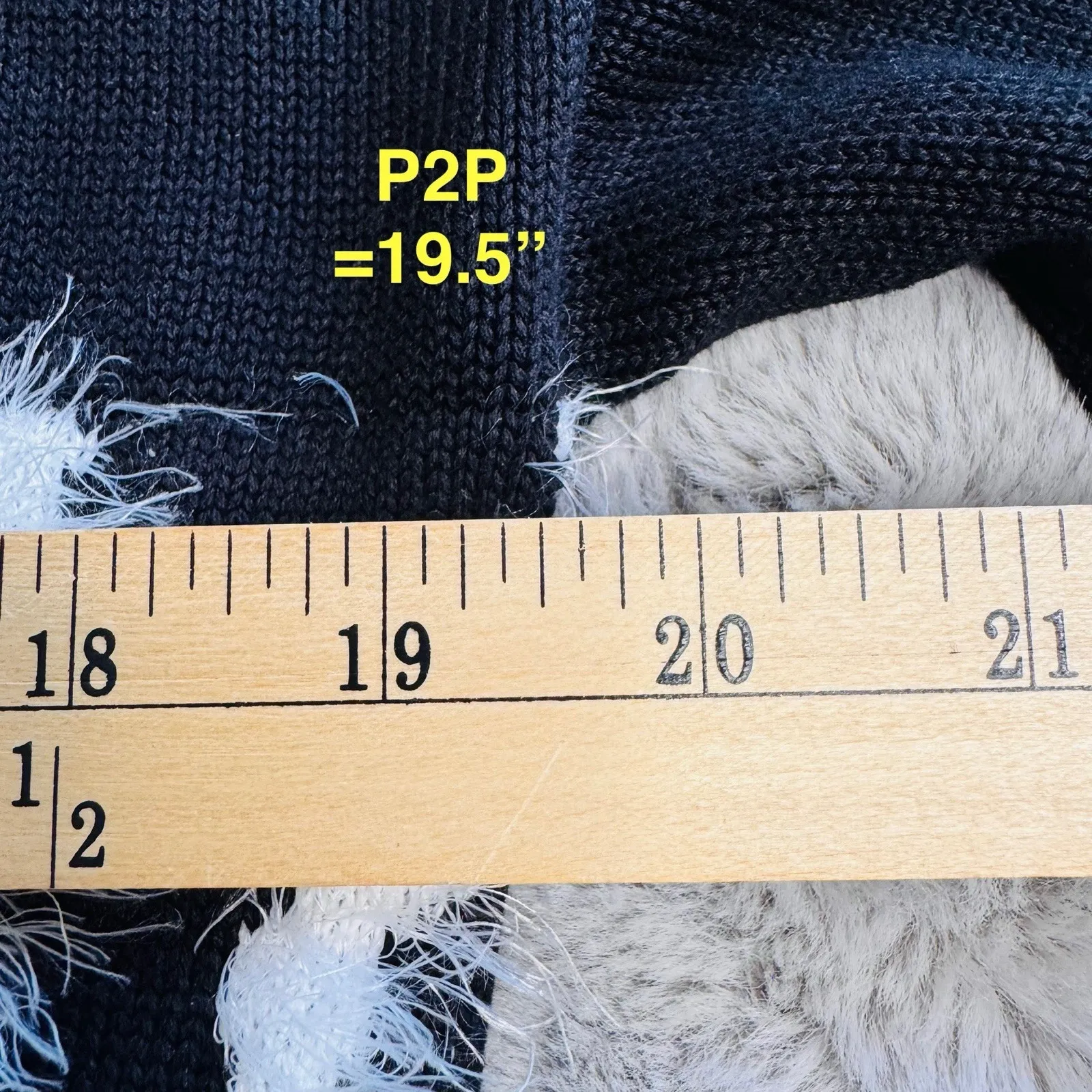 Guess Los Angeles Women's Sz‎ XL Animal Print  Crop Sweater Black & White - Image 13