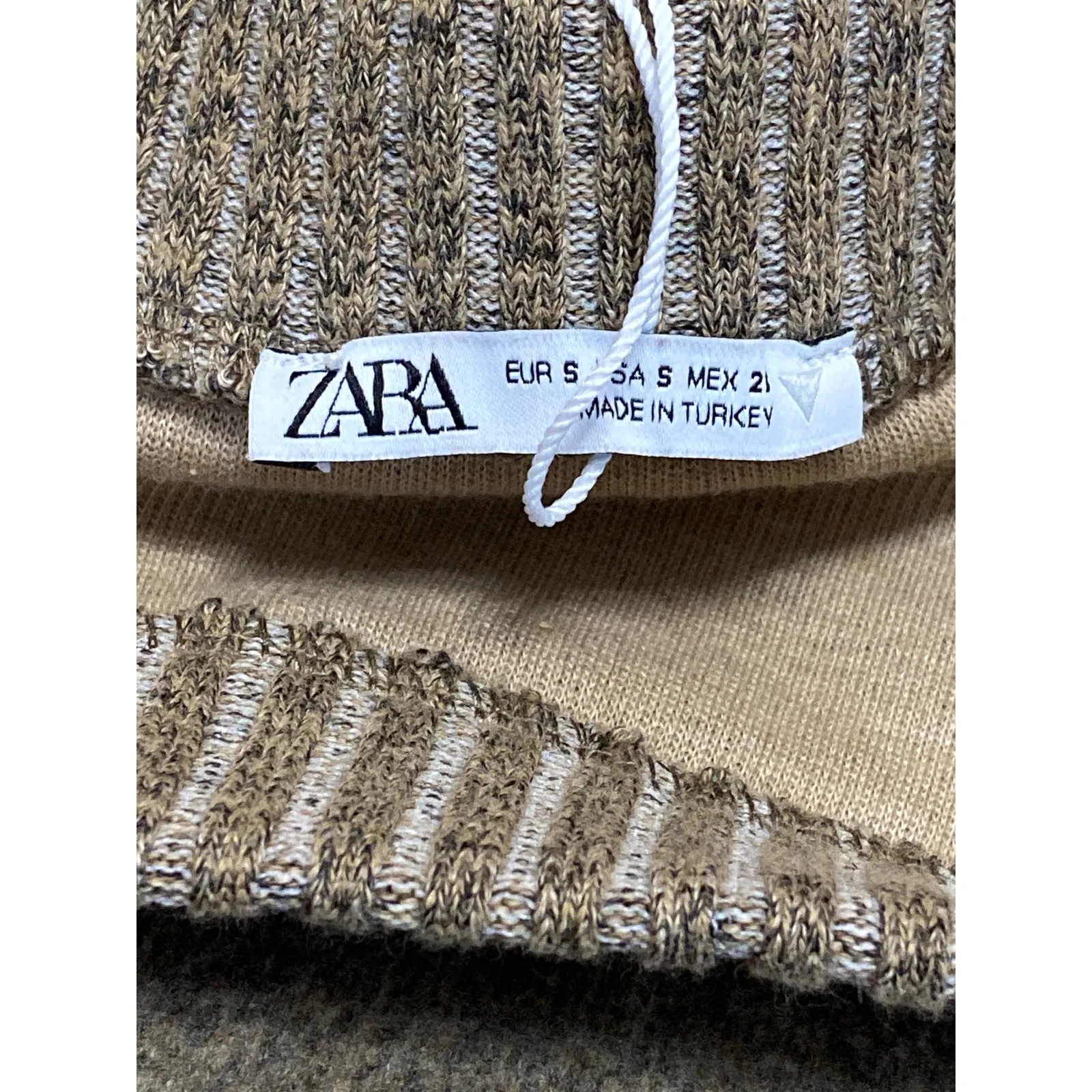 Zara Women's Tan Knit High Waisted Mini Straight Pencil Sweater Skirt Size S - Image 3