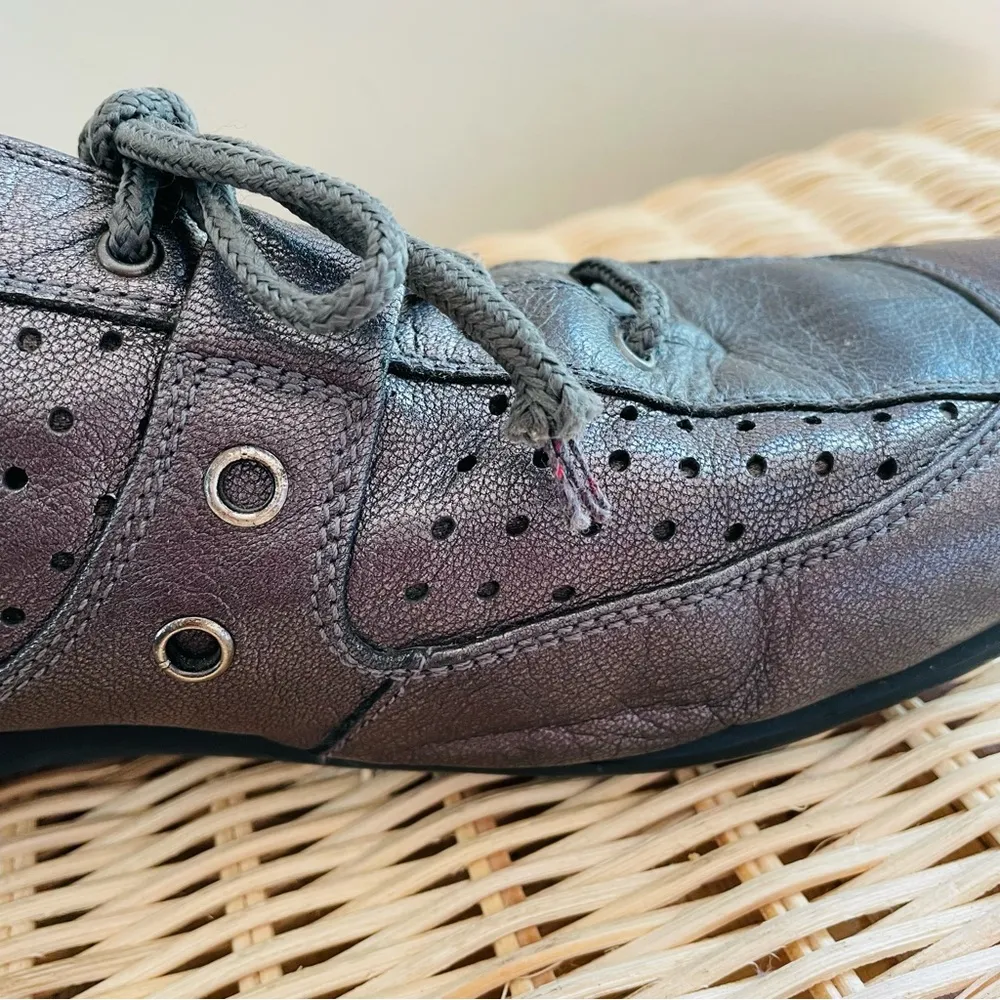 Stuart Weitzman Silver Tone Oxford Sneakers Comfort size 11 women’s - Image 6