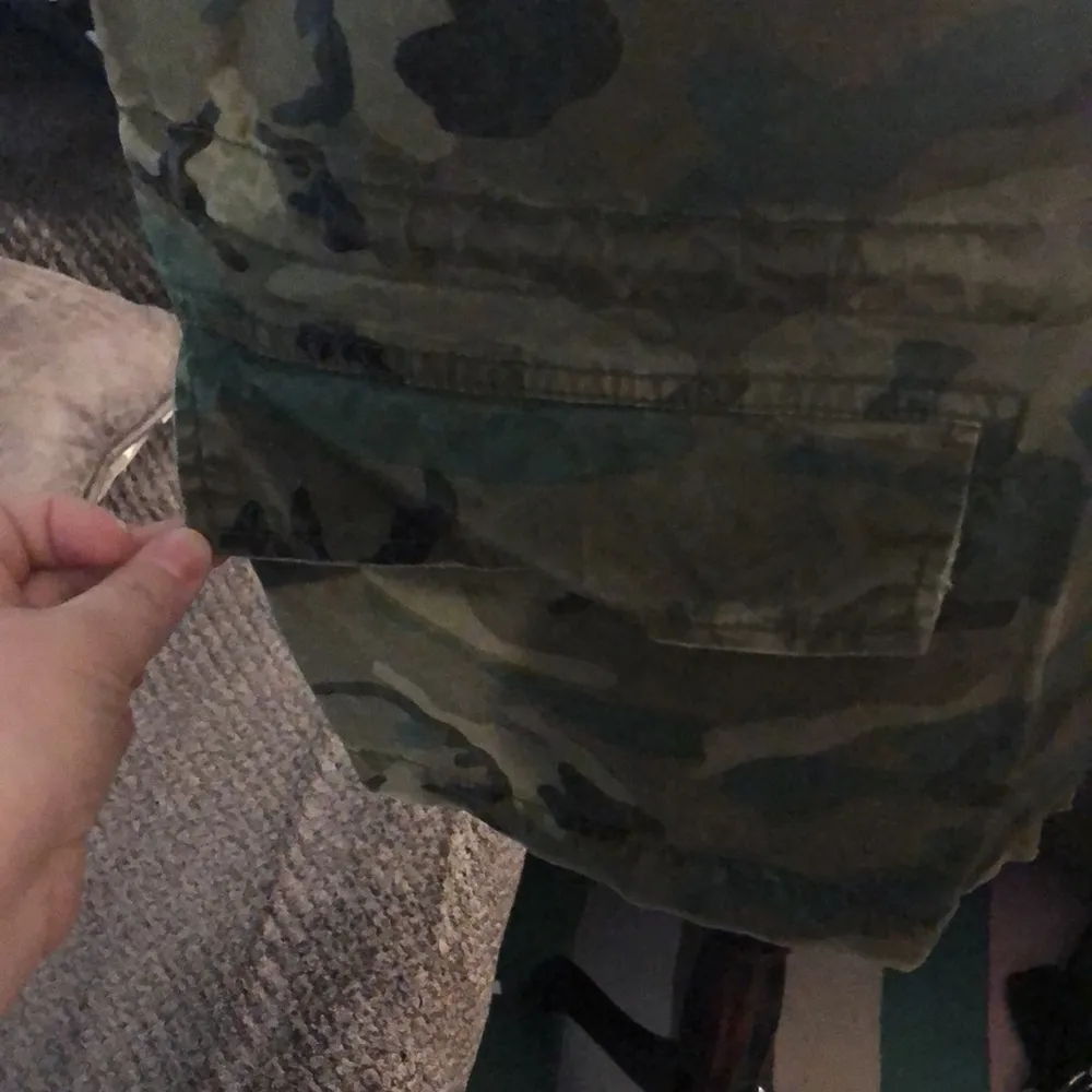 💄 Ecote Camo Vest, size Large - Image 5