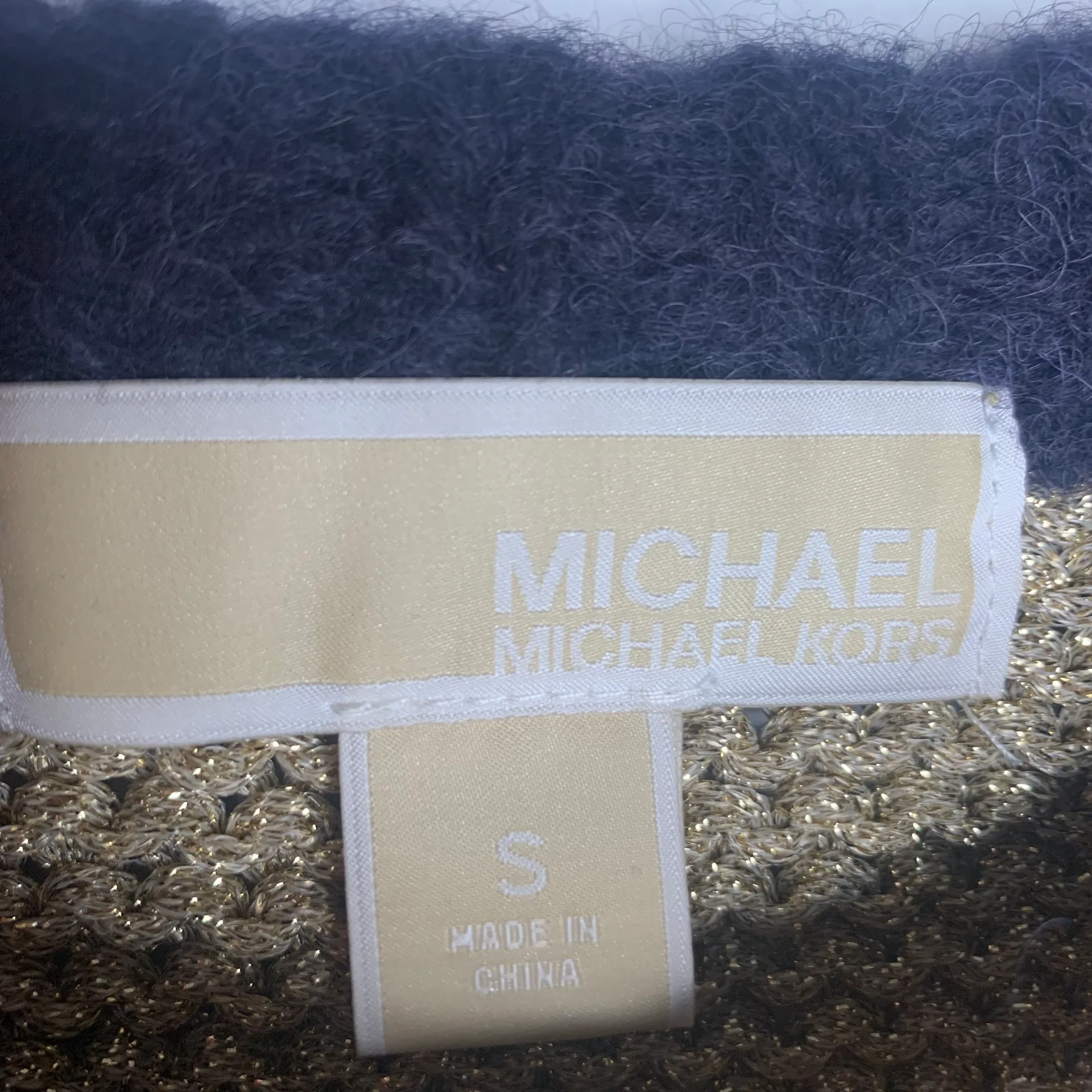 MICHAEL  Gold Metallic Knit Sweater with Alpaca Blend Sleeves Small - Image 7