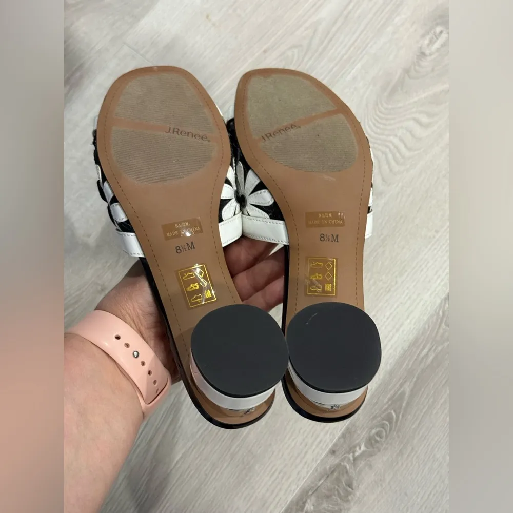 J.Renee Women’s Davina Black & White Patent/ Mesh Floral Sandals Size 8.5 - Image 10