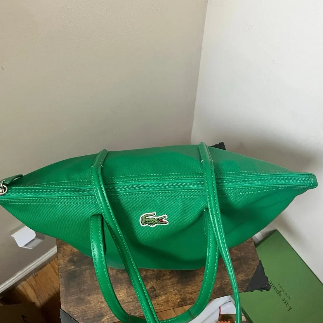 Lacoste Green Concept Vertical Zippered Tote Bag - Image 4