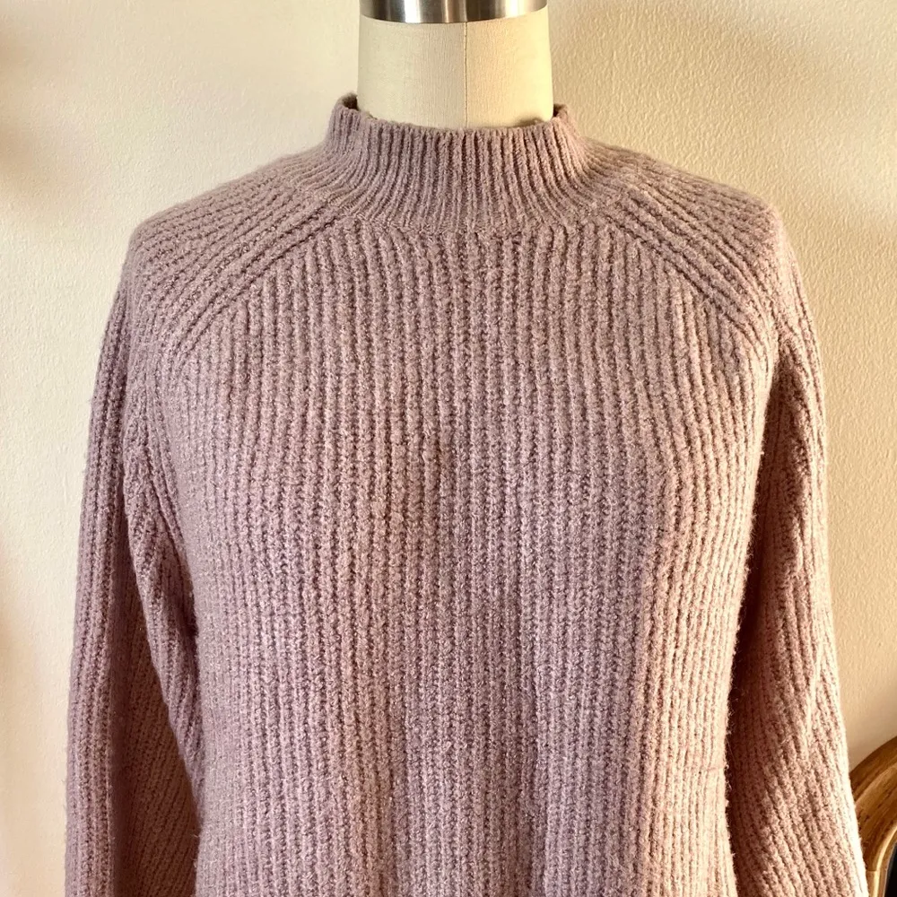 Forever 21 Bell Sleeve Sweater - Image 15