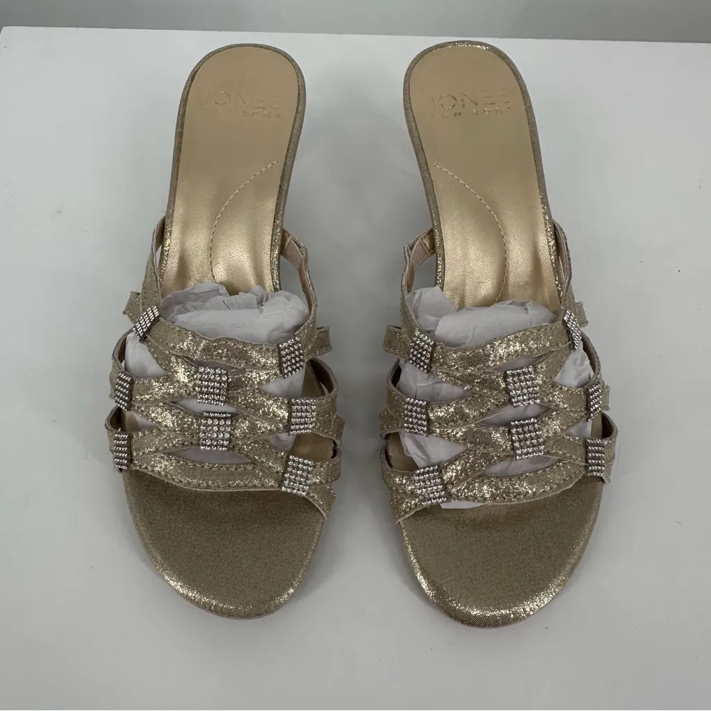 Jones New York Kaleena Embellished Kitten Heel Dress Sandals size 6 Light Gold - Image 6