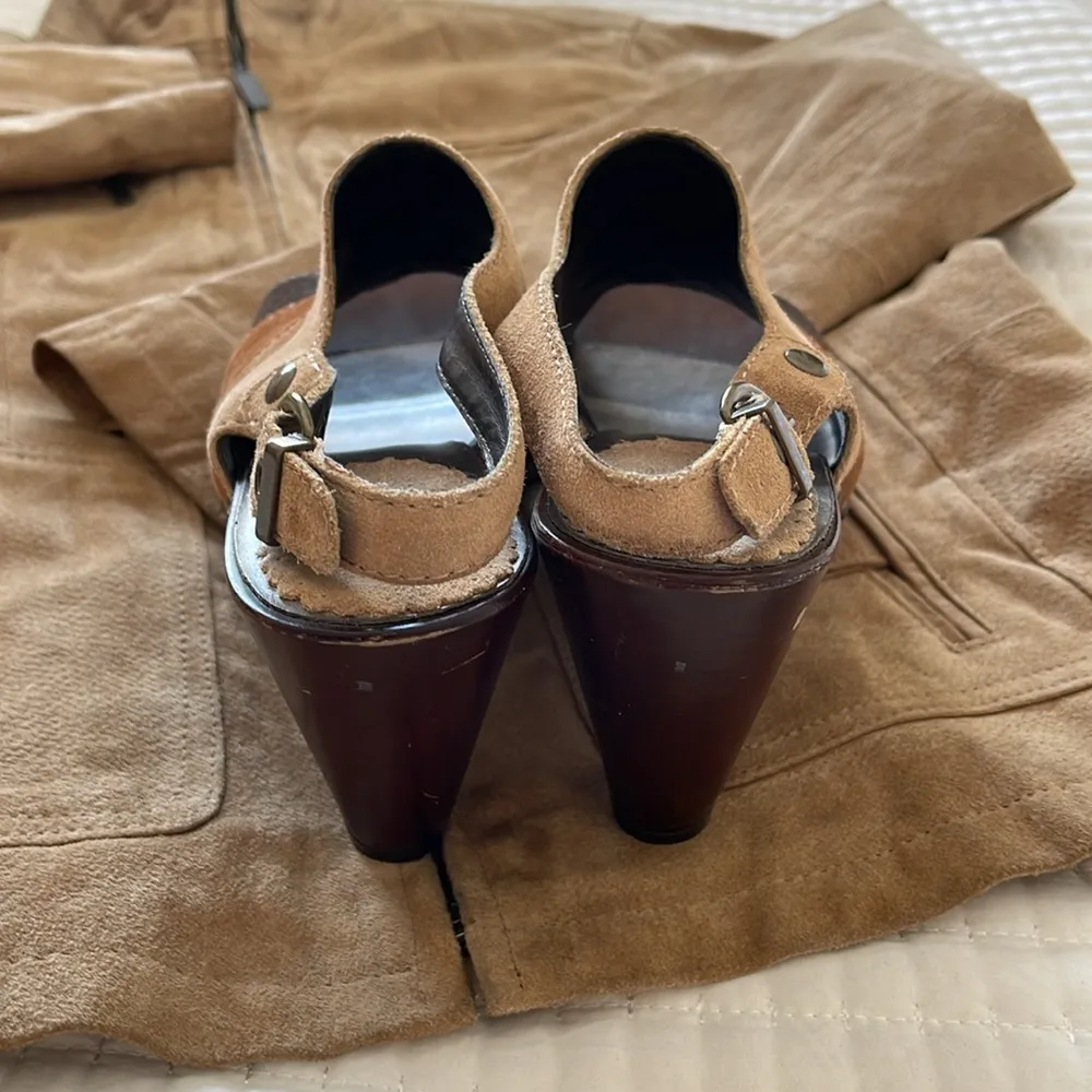 a.n.a. Tan/Brown Vintage Suede Open Toe Clogs 3" Size 8.5 - Image 3