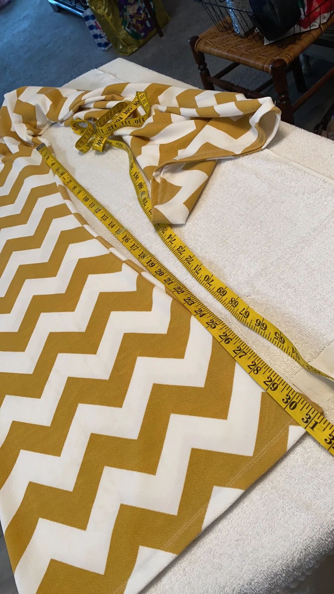 palazzo pants chevron print Size large - Image 4