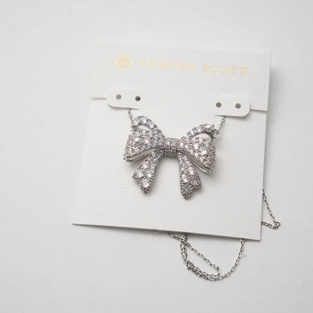 Kendra Scott -  Krista Bow Short Pendant Necklace - Image 2