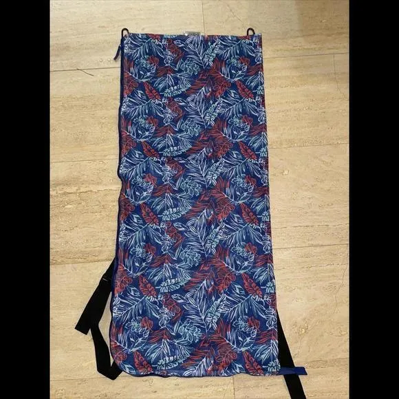 CGear Beach Pick Nick Backpack Sand Free‎ Mat/Bag Blue Leaves Pattern - Image 3