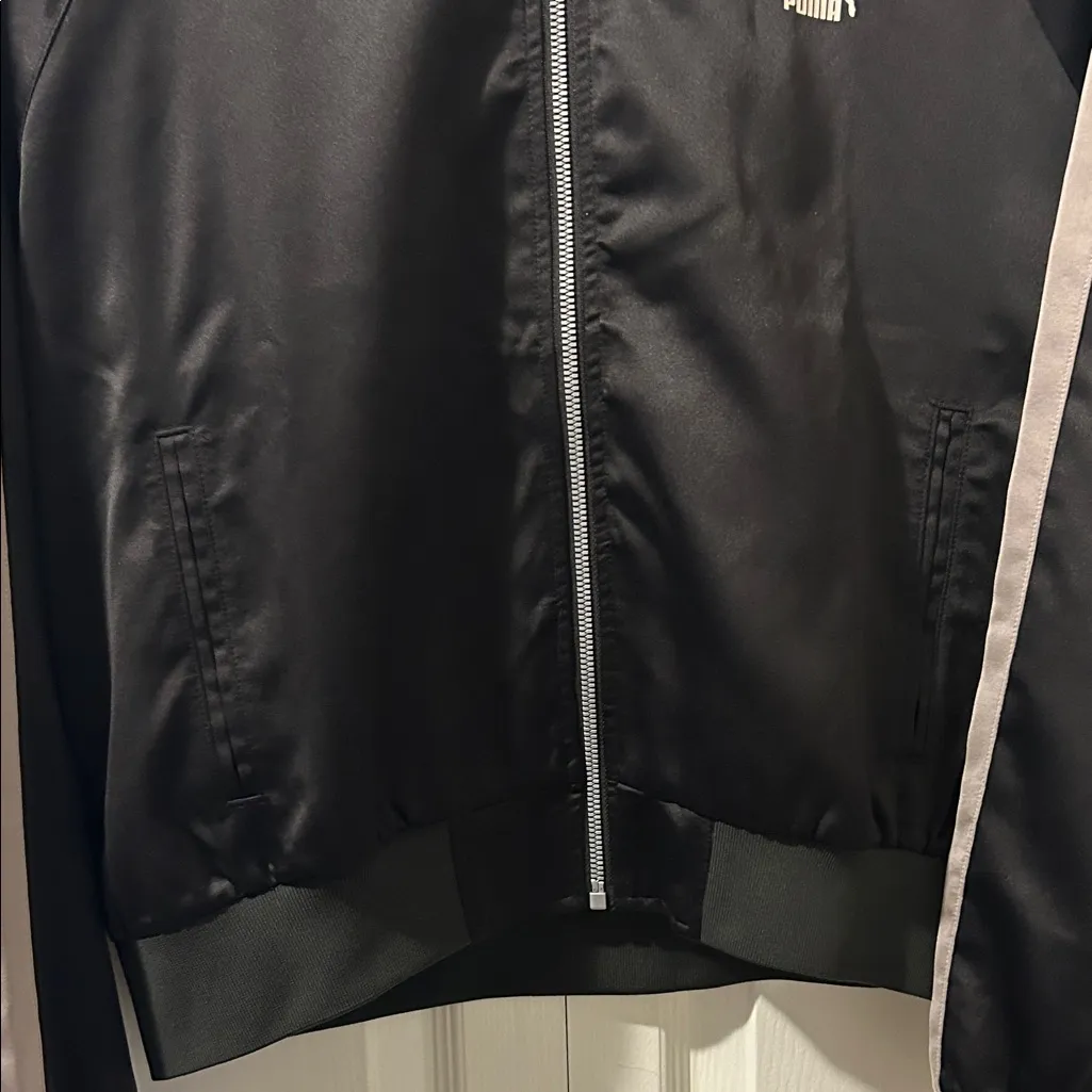 Puma Charcoal and Black Bomber Jacket, Size L - Image 4