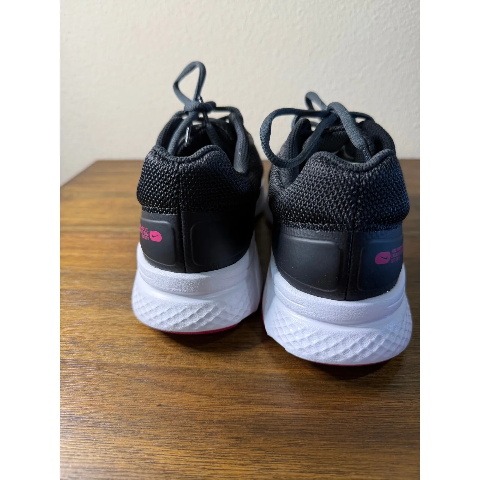 Nike Women's Running Shoes Black Pink Size 9.5 CV0568-011 - Image 4