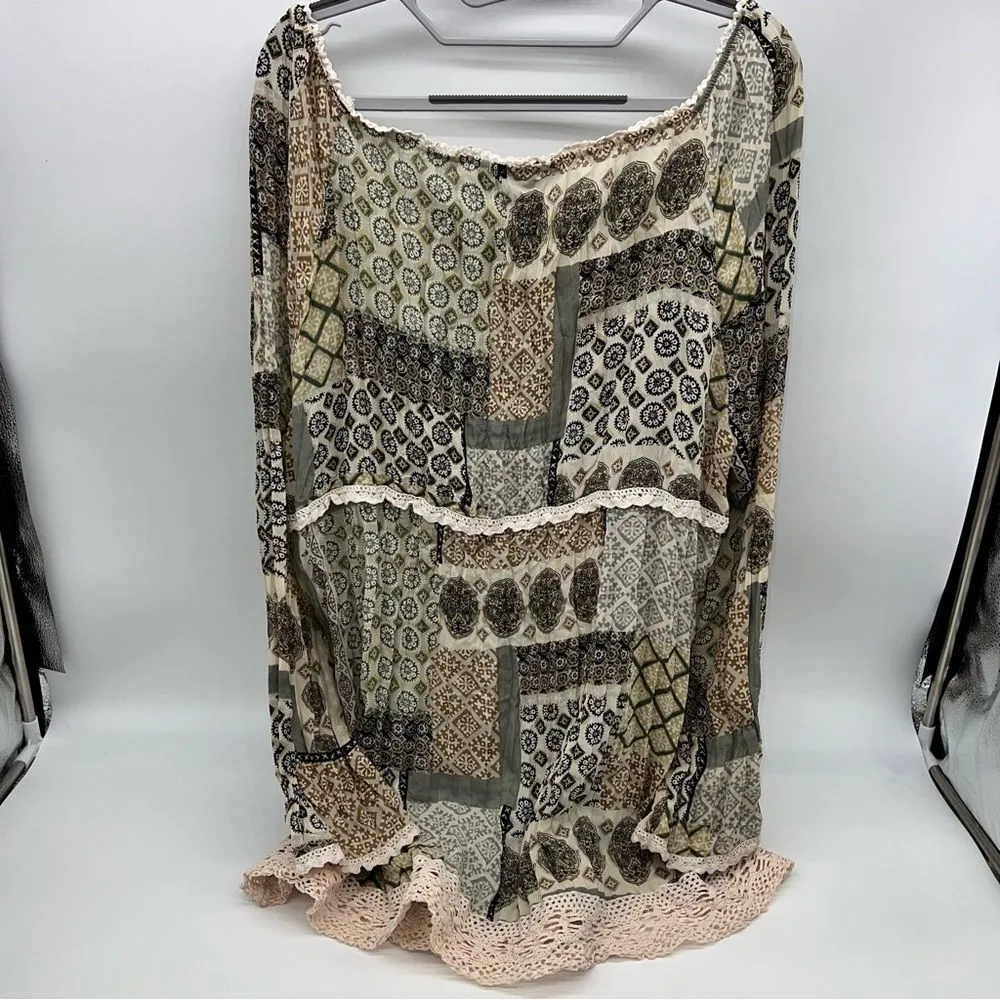 Venezia Tunic Styled Blouse w/Cotton Lace Accent on Hem/Neck/Sleeve/Waist - Image 6