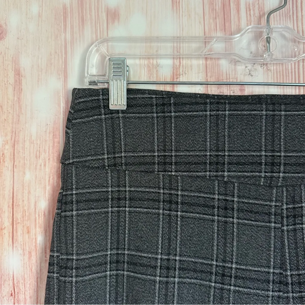 Zac & Rachel Gray Plaid Pull On Ankle Pants - Image 4