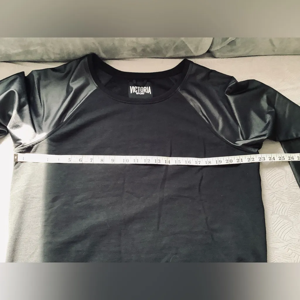 VICTORIA SECRET SPORT TOP/ SWEATSHIRT 🦋🦋🦋 - Image 7