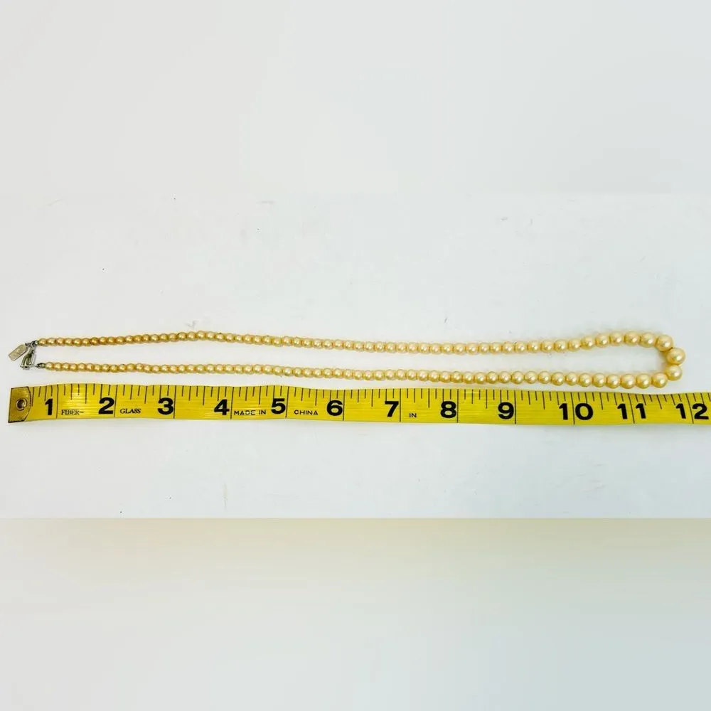 Vintage Marvella Strand of Creamy Champagne Simulated Pearls White - Image 6