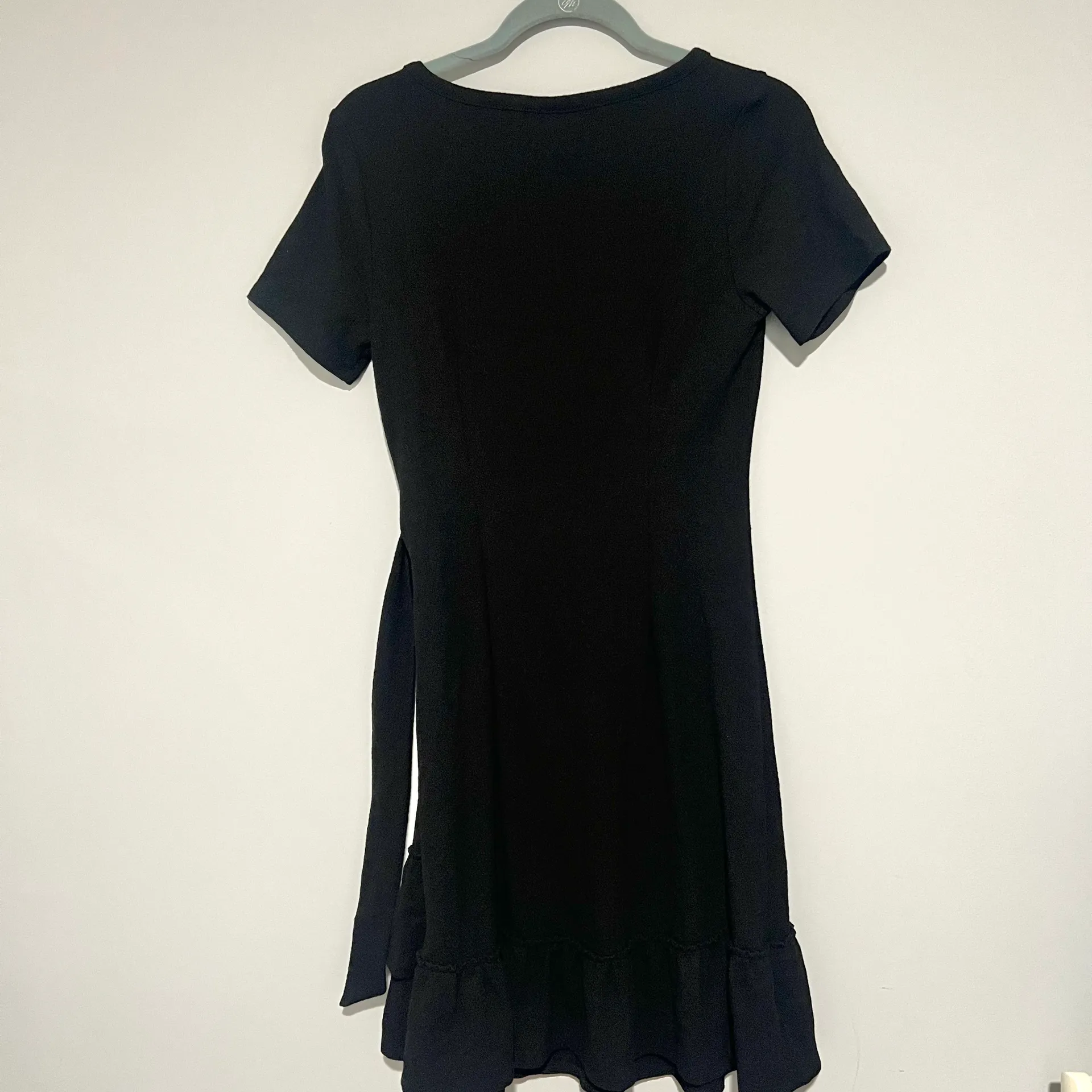 Black Short Sleeve Maternity Dress - Image 7