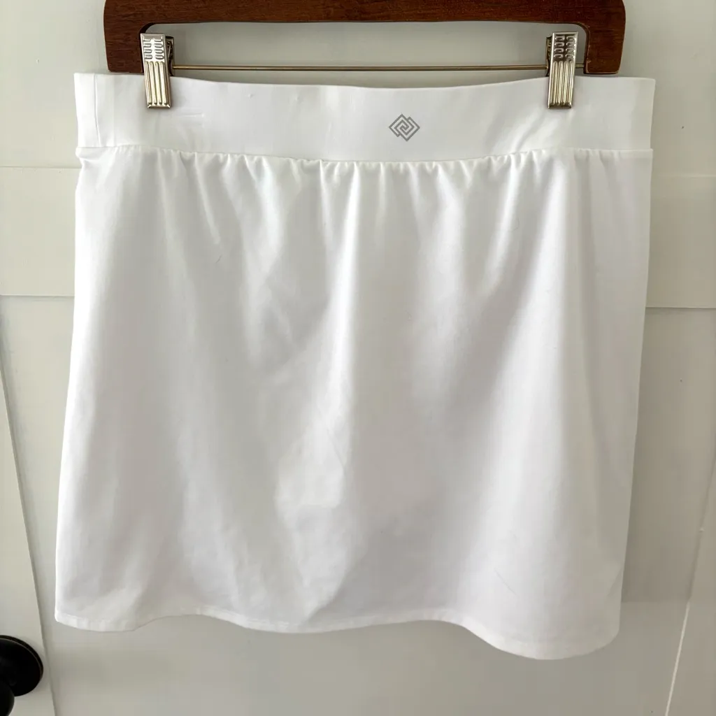 Zelos White Tennis Skort with Heathered Gray Shorts. Size Large. - Image 3