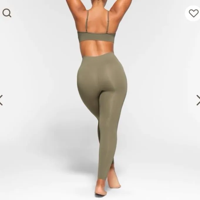 Skims Soft Smoothing Leggings Army Green Size 3X - Image 2