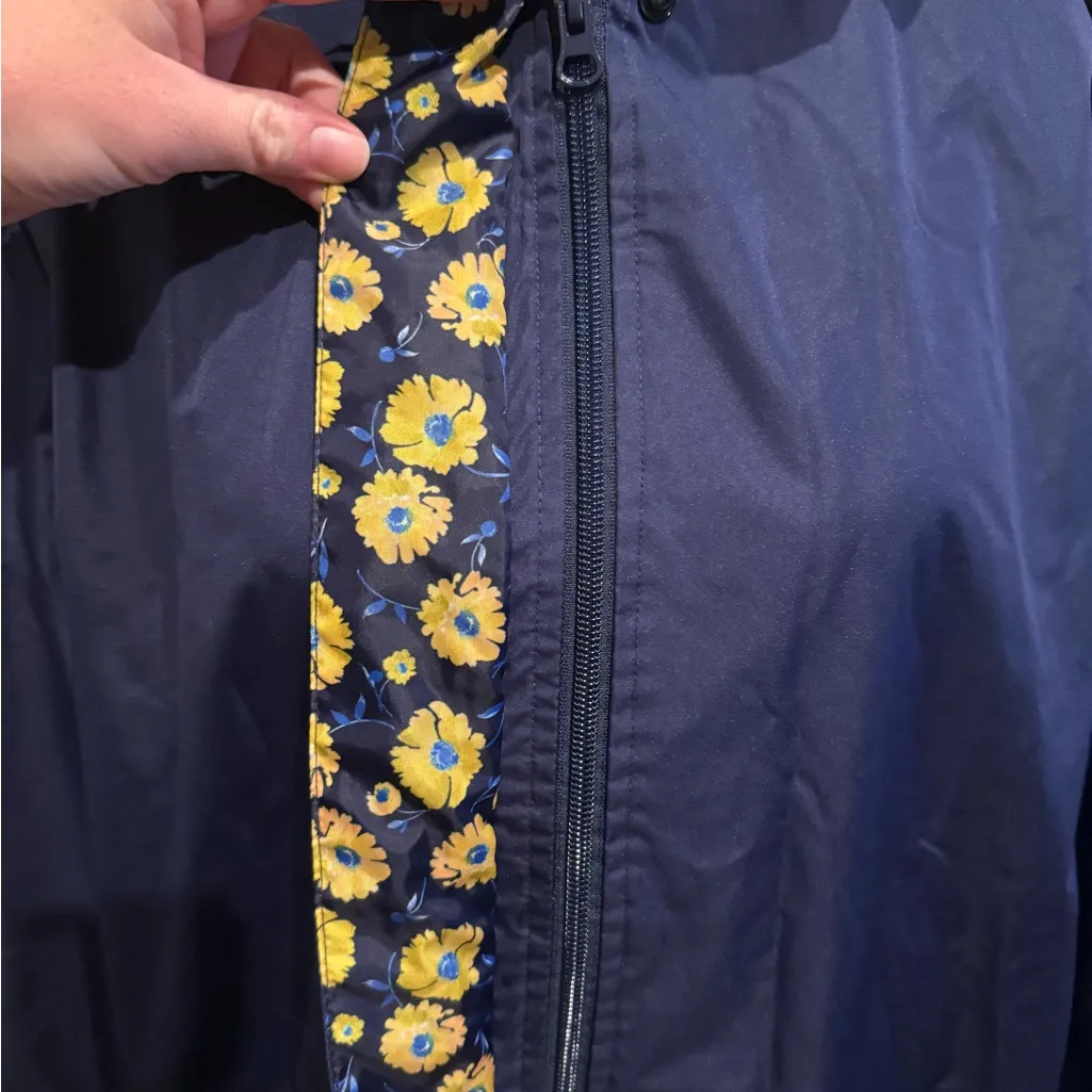 Shoshanna | Dark Blue Floral Rain jacket size medium - Image 6