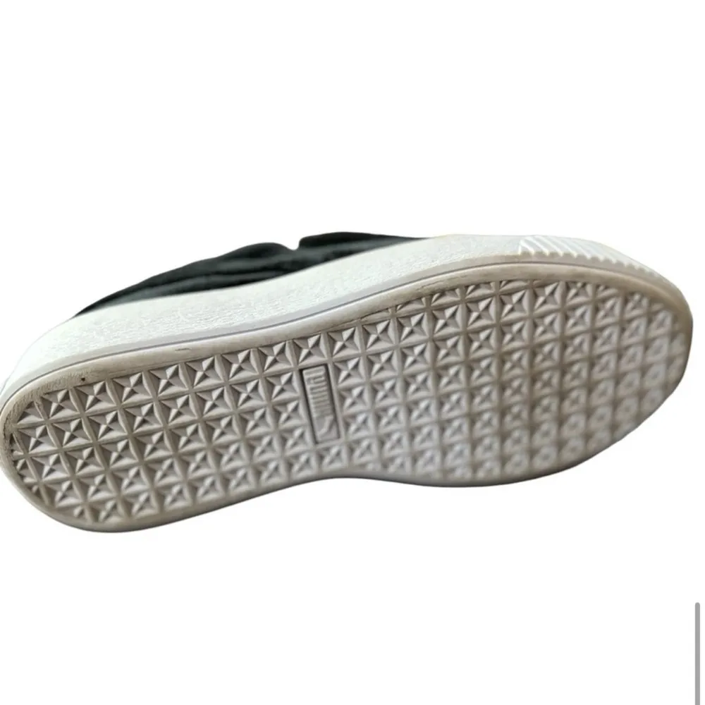 PUMA Women's Basket Platform Strap Sneakers Black Size‎ 7.5 Casual Fashion - Image 9