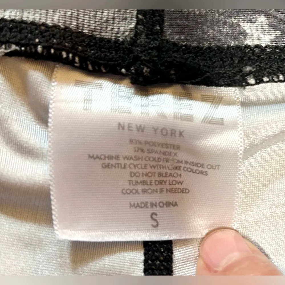 TEREZ Gray To The Moon and Back Leggings Whimsy Goth/Witchy Print  Sz S - Image 6