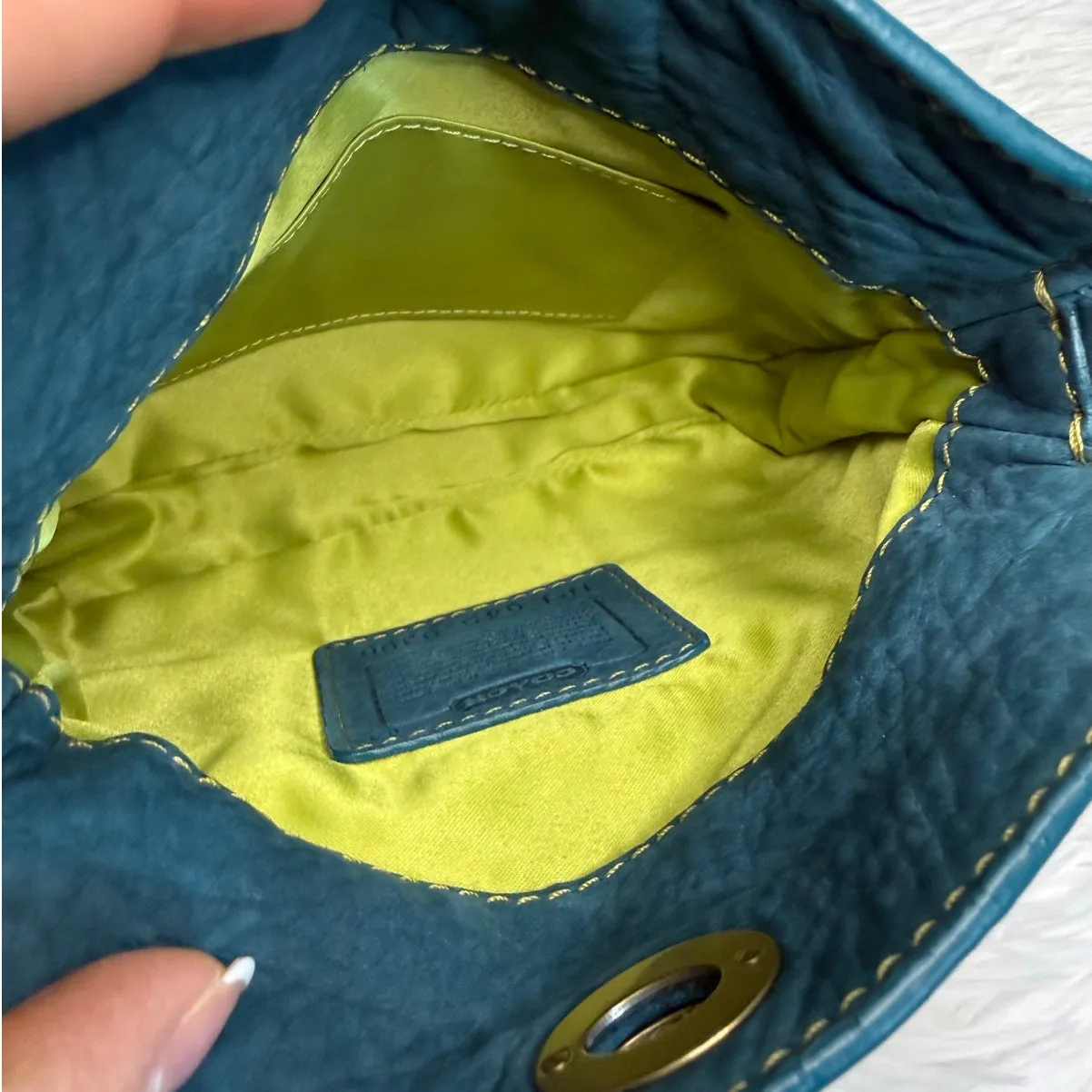 y2k COACH Vintage 9390 Turnlock Mini Purse Shoulder Bag - Image 8