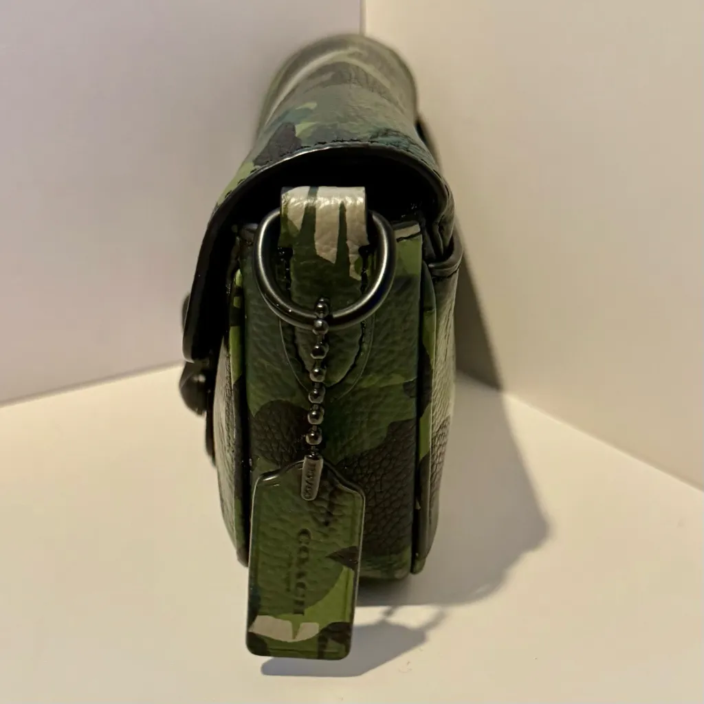 Coach Green/Black Camo Soft Tabby 18 Crossbody Bag CC104 NWOT - Rare and HTF! - Image 6