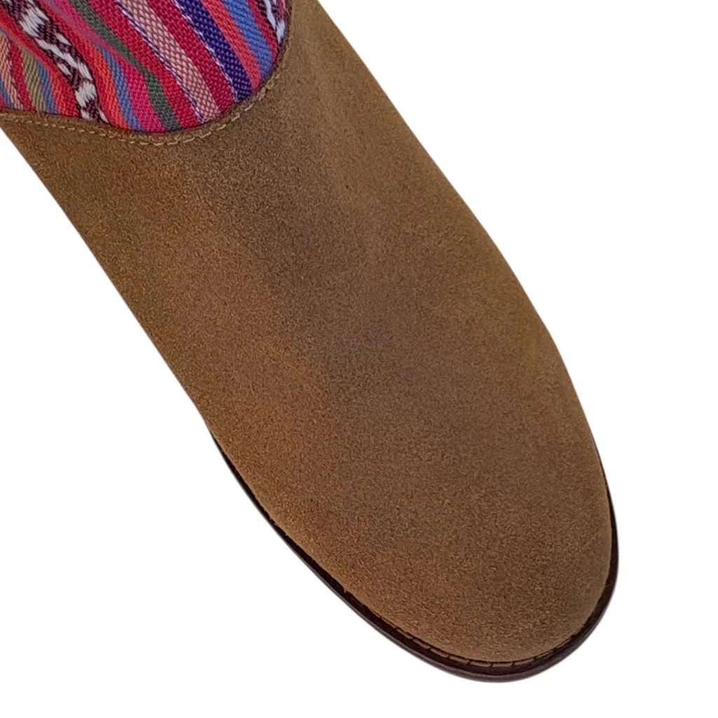 Like New Toms Leather Leila Ankle Boots Size 9 - Image 4