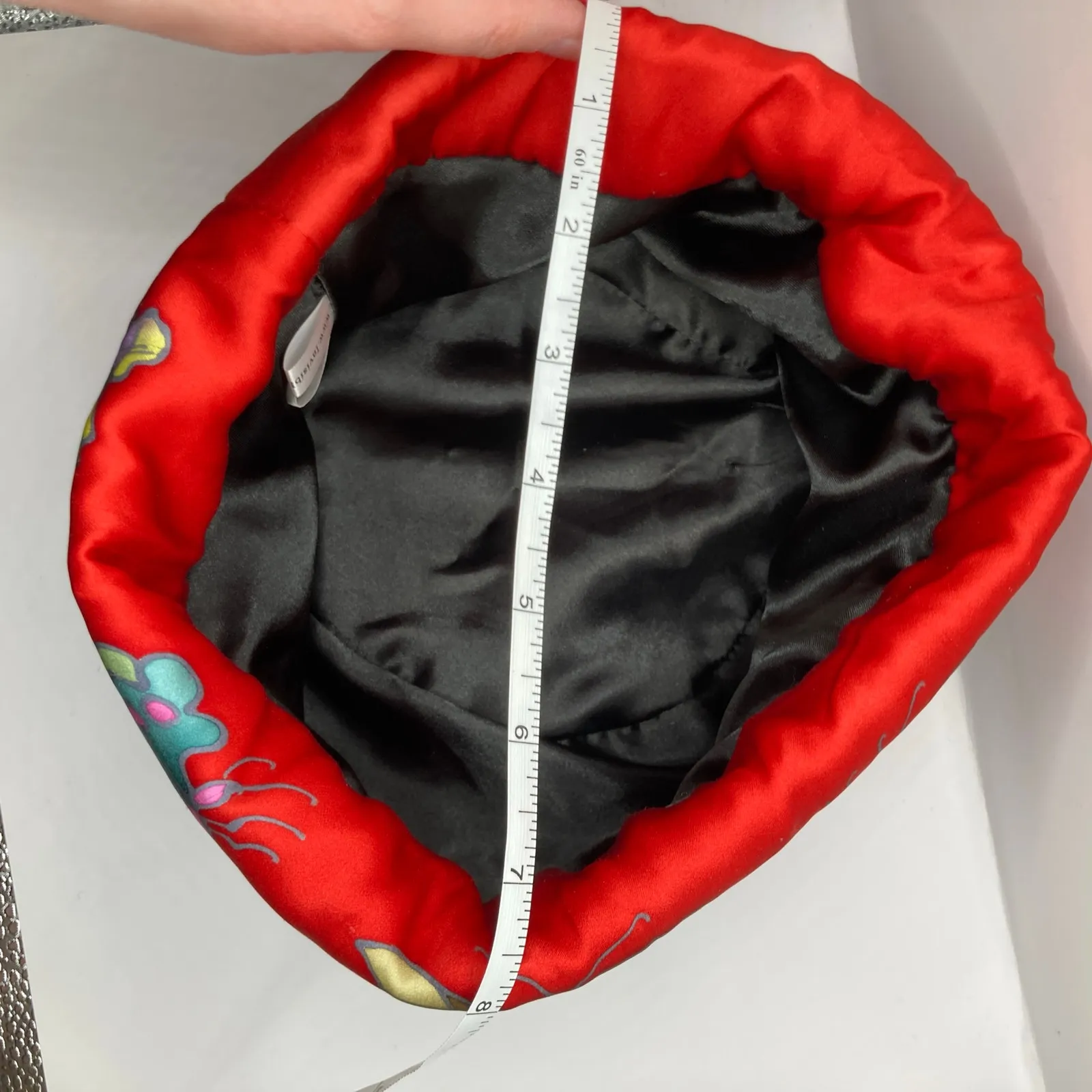 Invisible World Silk Lined Butterfly Black/Red Fleece Hat Womens M Natural Hair Black Size M - Image 7