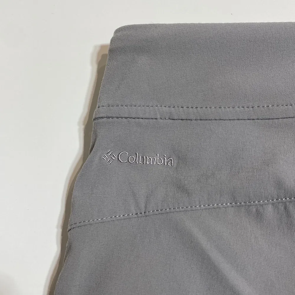 Women’s Columbia Omni-shield shorts - Image 7