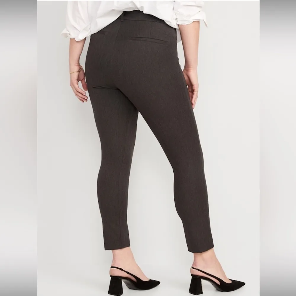 Old Navy High-Waisted Pixie Skinny Dark Heathered Gray Ankle Pants Size 2 - Image 5