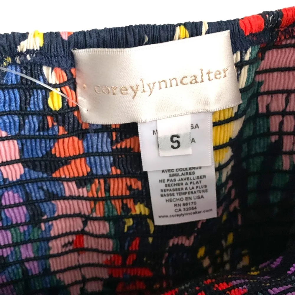 Anthropologie square neck smocked floral island puff sleeve cropped flare blouse - Image 11