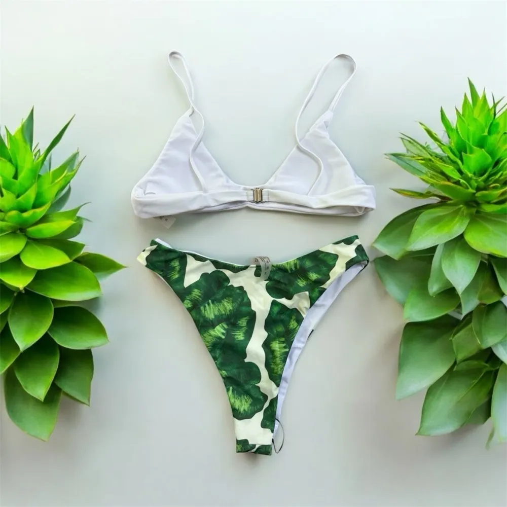 SHEIN NWOT Bikini Size Medium - Image 2