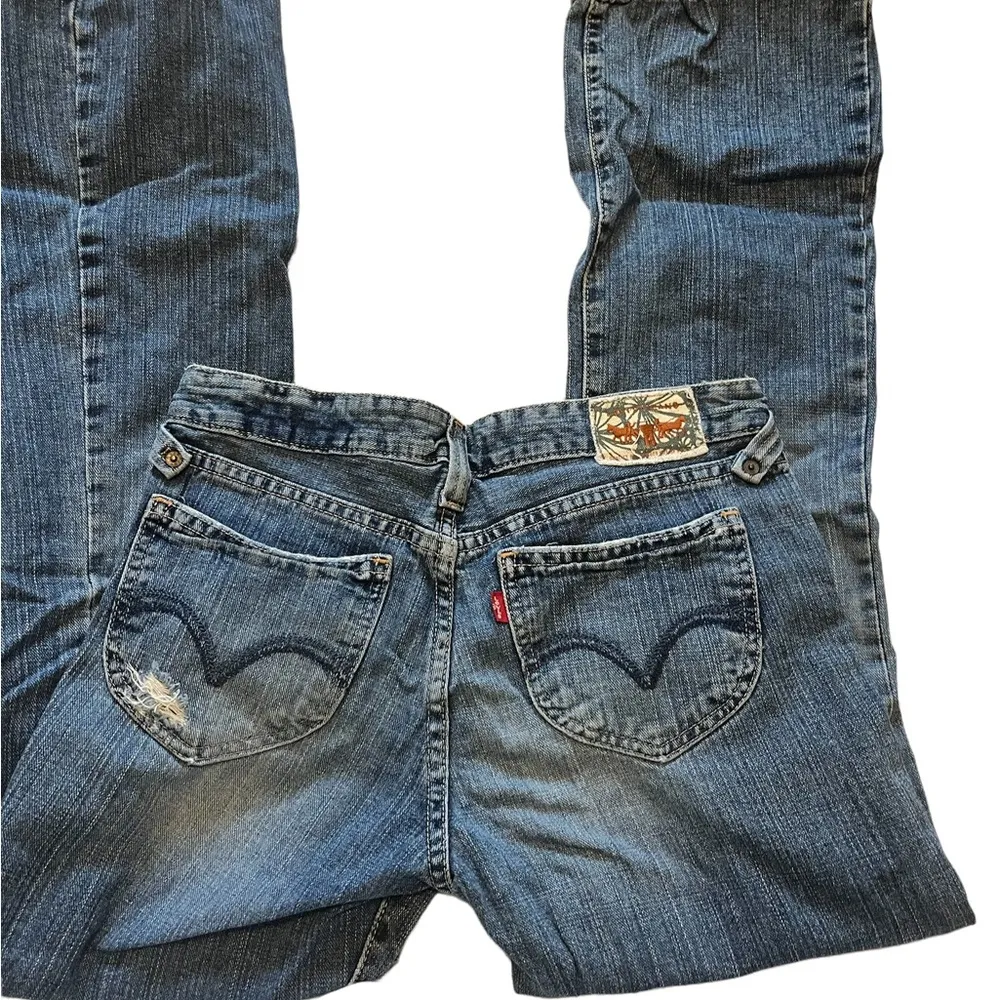 Levi’s 518 super low boot cut jeans size 7 - Image 4