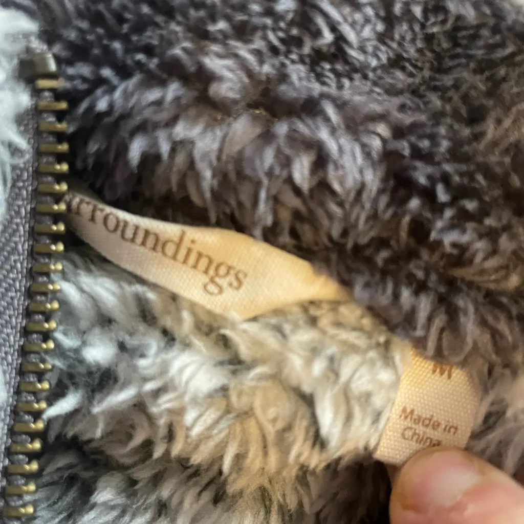 Soft‎ Surroundings Luxe Sherpa Pullover Sweater Medium Gray 1/4 Zip Sweatshirt - Image 5