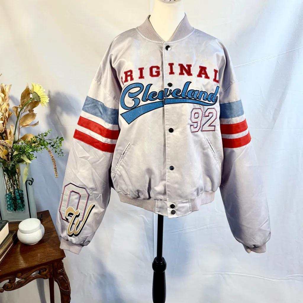 NWT PrettyLittleThing Blue Slogan Satin Varsity Bomber Jacket Sz Large 💚 - Image 9