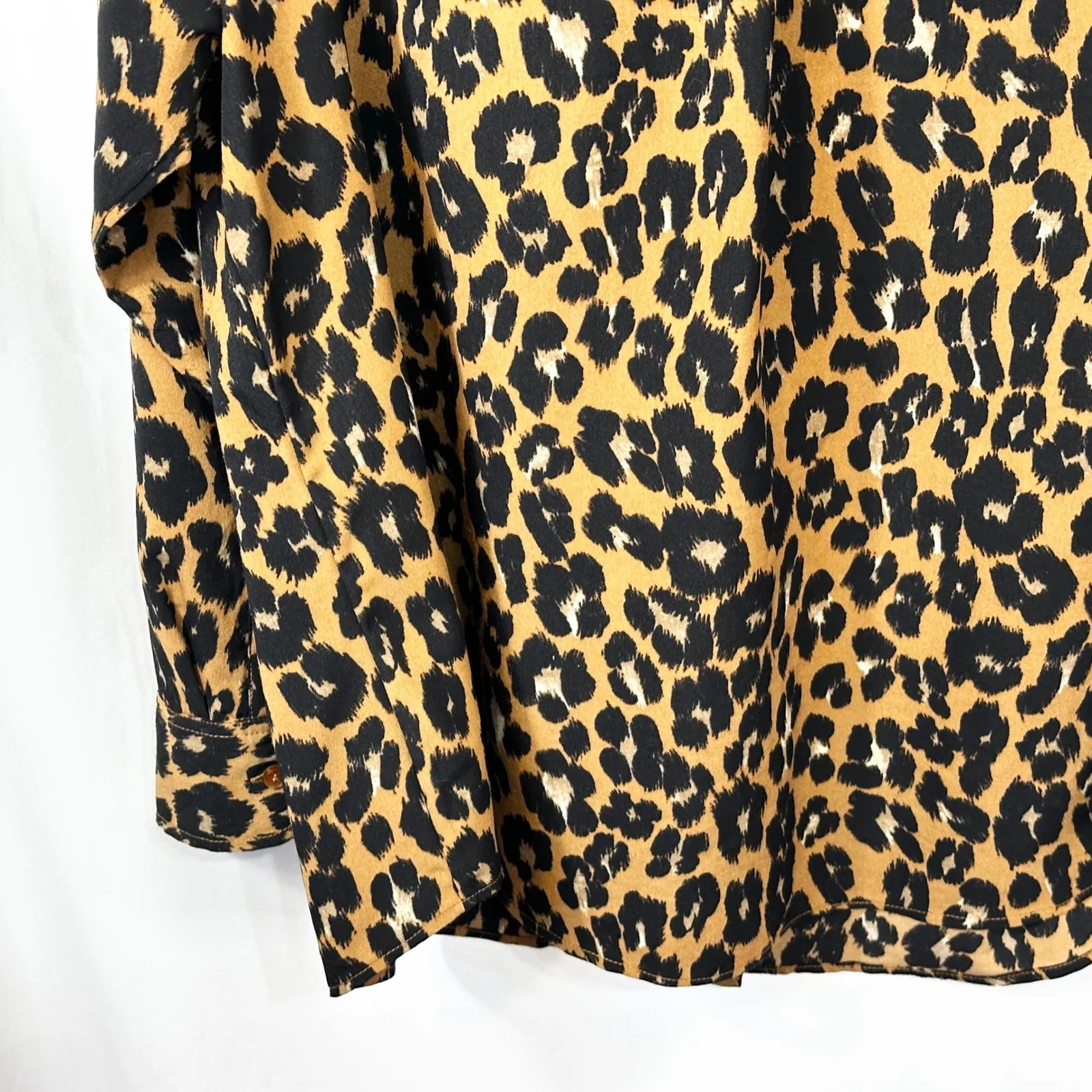 Talbots Plus Size 1XP Top Leopard Print‎ Button Down Long Sleeve Mob Wife 408 - Image 8