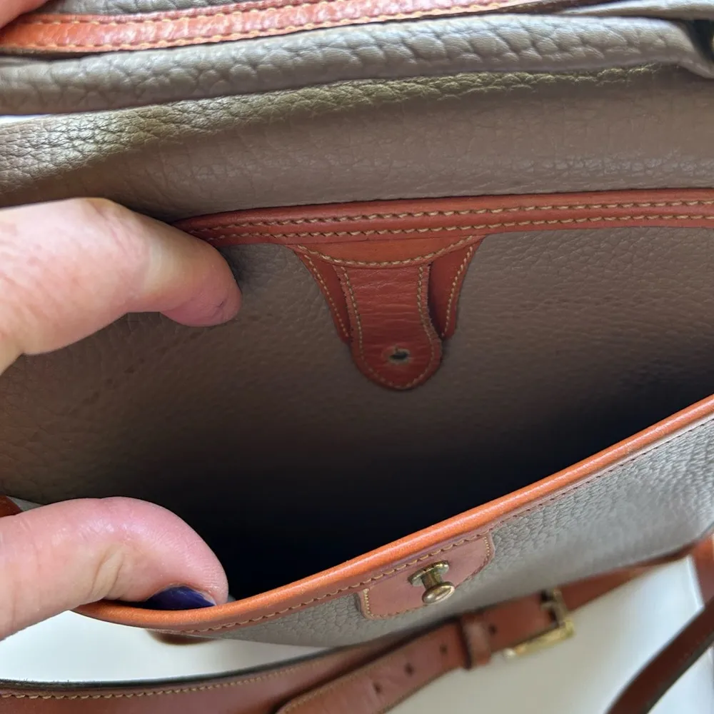 Dooney & Bourke leather bag - Image 6