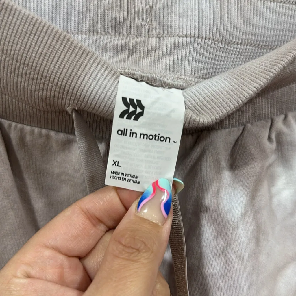 All in motion tie dye shorts - Image 2