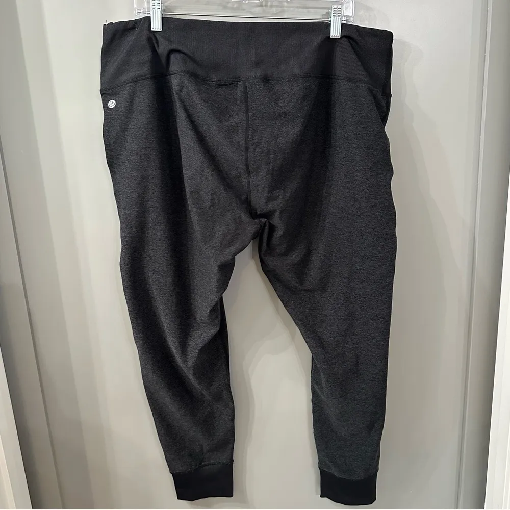 Zella Restore High Waist Soft Pocket Jogger Legginga Heather Grey Size 2X - Image 3