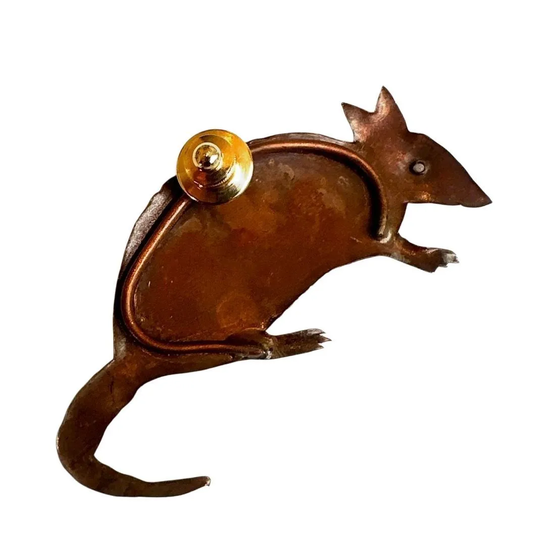 Vintage Copper Armadillo Brooch Hand - Image 8