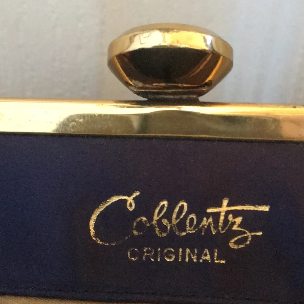 FINAL MARKDOWN Ladies’ vintage Coblentz Original Handbag - Image 6