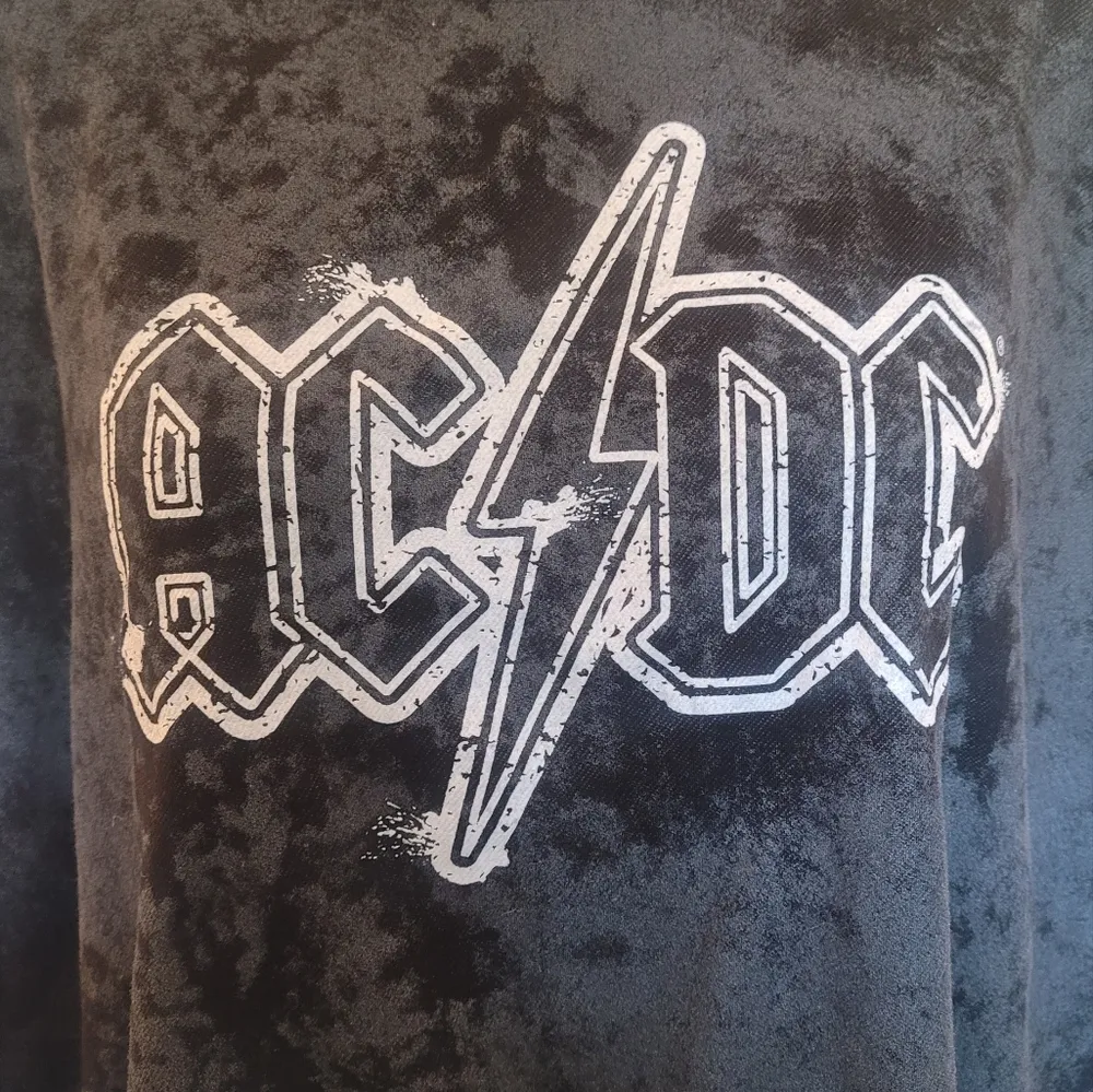 Wst Cst Gray Black Longsleeve Cropped Graphic AC/DC Sweatshirt M Size M - Image 5
