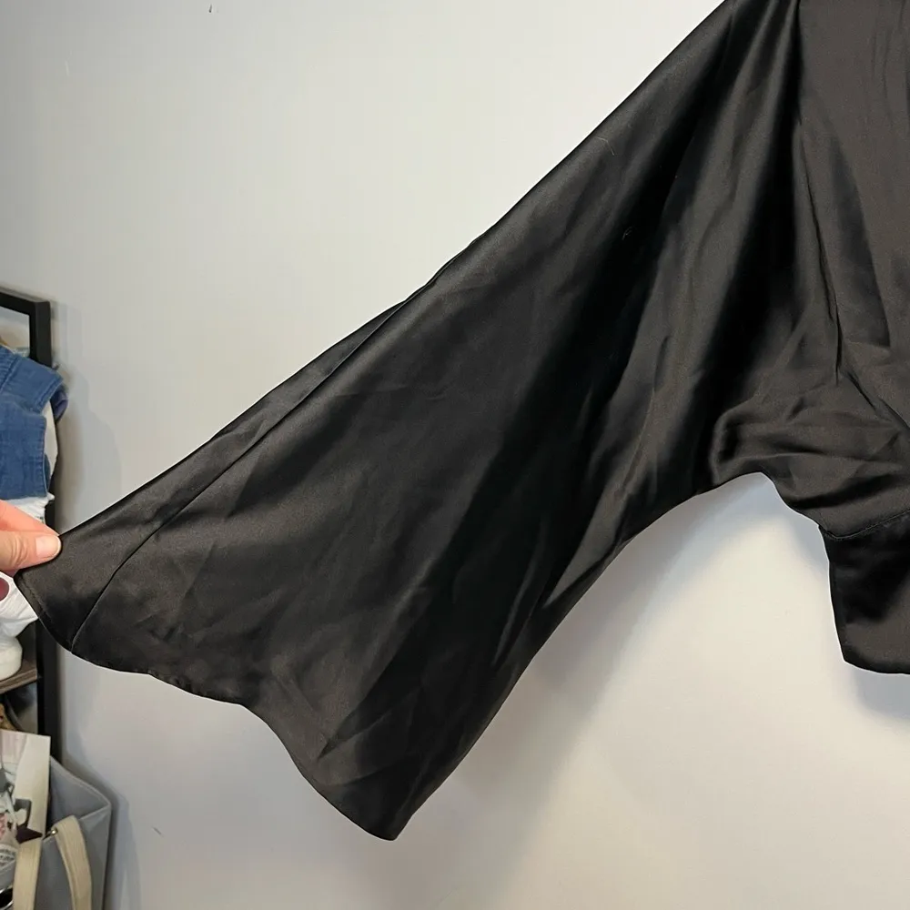 Zara V-Neck Cropped Tie Back Oversized Sleeve Statement Top Sz S - Image 5